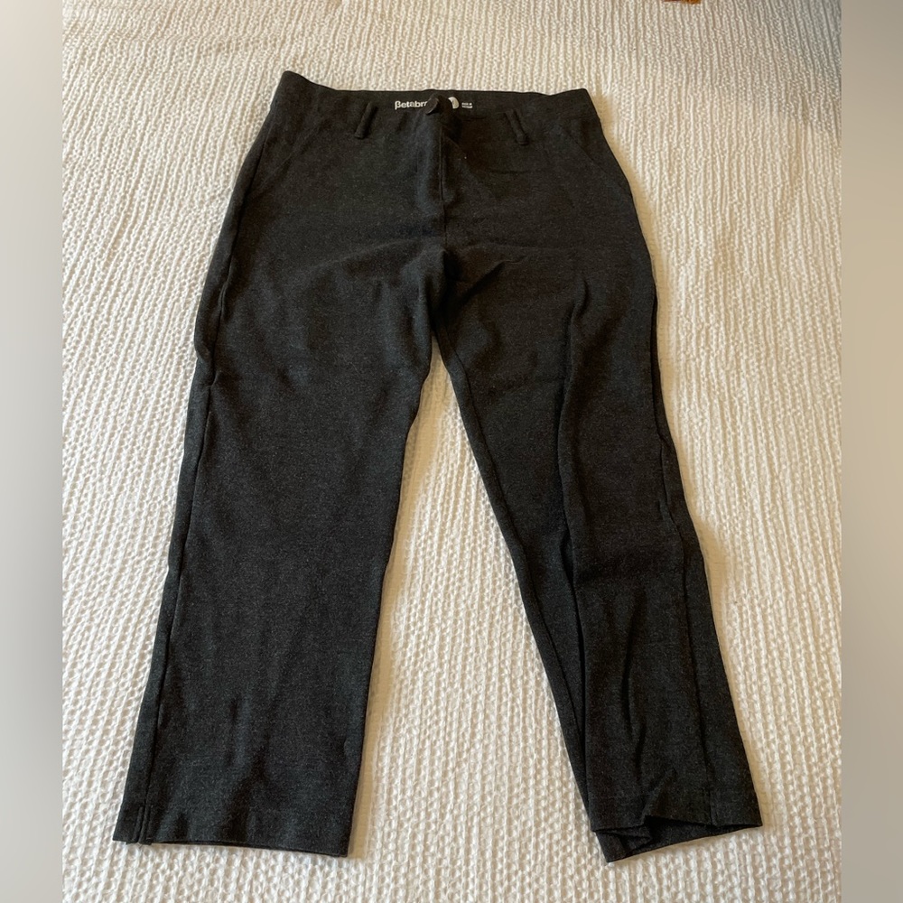 Betabrand women’s cropped gray pants size medium